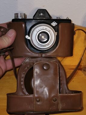 Vintage Agfa Click II Camera